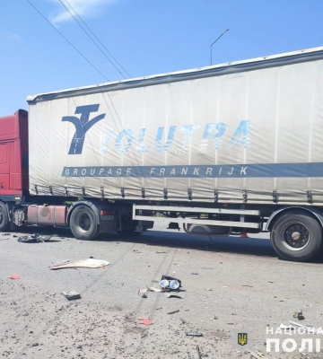 В ДТП з фурою на Львівщині постраждали четверо дітей