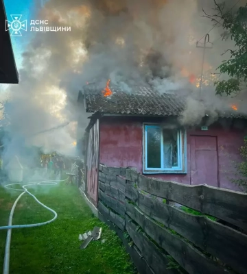 У Львівській області під час пожежі у власному будинку загинув чоловік, - ФОТО