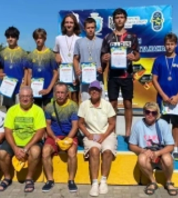 Восьмиразовий тріумф: миколаївські веслувальники перемогли на Чемпіонаті України