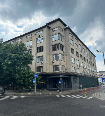 У Києві виставлять на аукціон Науково-дослідний інститут "Буран"