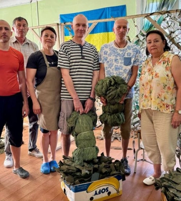 Мешканців Нововолинської громади закликають долучитися до плетіння маскувальних сіток