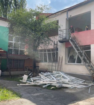 В дитсадку в Голосіївському районі Києва продовжують ліквідацію наслідків ракетного удару 8 липня