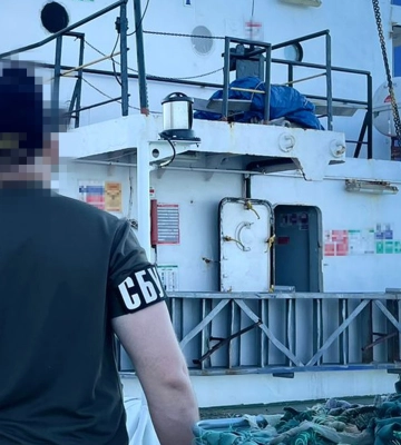 В Україні арештували іноземне судно, яке незаконно вивозило зерно через окупований Крим (ФОТО)