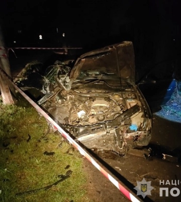 У Сумах п’яного водія і пасажира шпиталізовано після наїзду на паркан та автівку