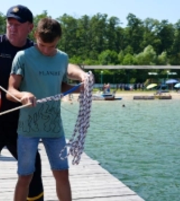 На озері Пісочне провели майстер-класи з безпеки на воді