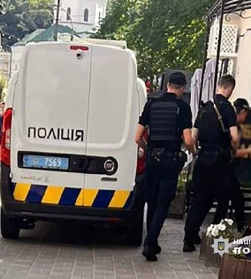 У Києві директорка  благодійного фонду привласнила 10,5 млн. грн, які збирала для закупівлі дронів