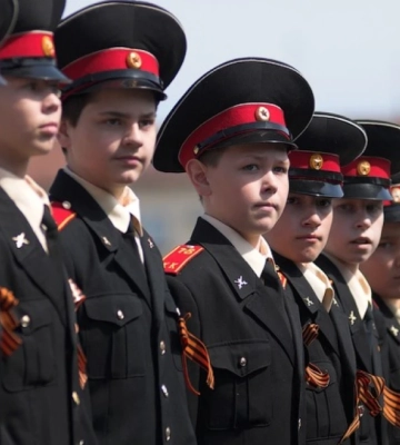 Незаконна влада в окупованому Скадовську на Херсонщині відкриває “кадетські класи”