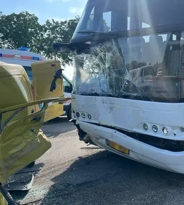 Рейсовий автобус Кишинів-Київ потрапив в ДТП у Молдові