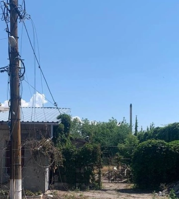 За три доби ДТЕК Дніпровські електромережі повернув світло після обстрілів для 10 тисяч родин