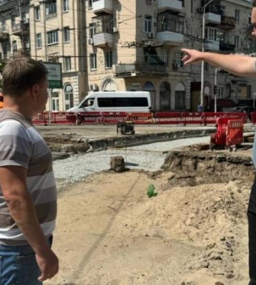 У Дніпрі розпочався другий етап ремонту трамвайного переїзду на перехресті просп. Лесі Українки та вул. Степана Бандери