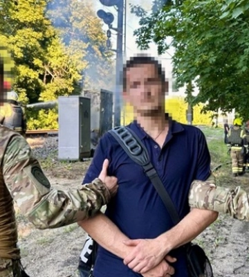 Задержаны три диверсанта ФСБ, поджигавшие релейные шкафы на железной дороге