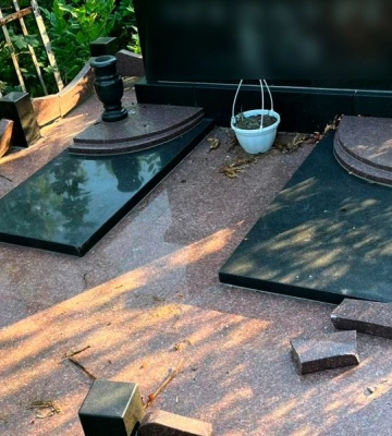 У Полтаві невідомі пошкодили кілька могил: їх розшукує поліція