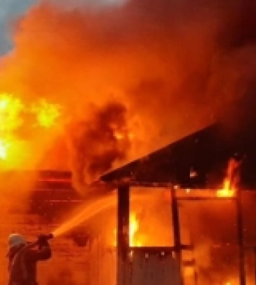Протягом доби вогнеборці Львівщини ліквідували 17 пожеж