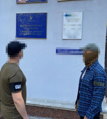СБУ заявила про затримання на хабарях в.о. заступника глави ГУ Державної податкової служби у Києві