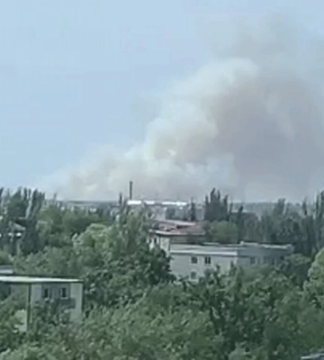 В оккупированном Мариуполе сообщают о прилетах в районе аэропорта