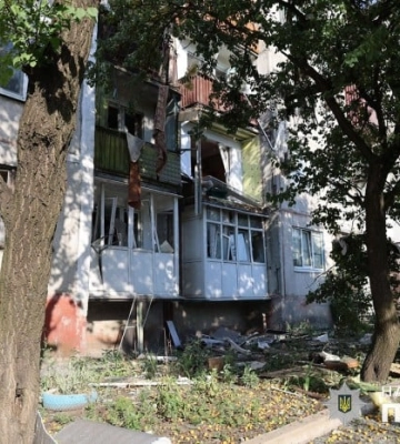 Рашисти скинули авіабомби на Мирноград — загинула дитина (, )