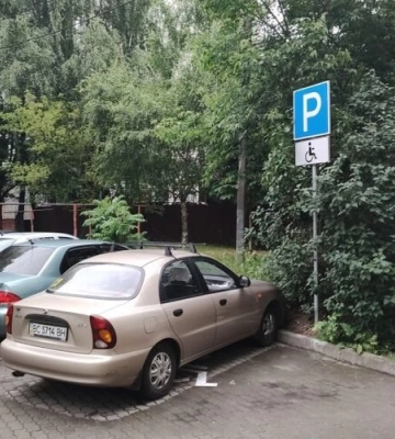 У Львові облаштують ще сім паркувальних майданчиків. Локації