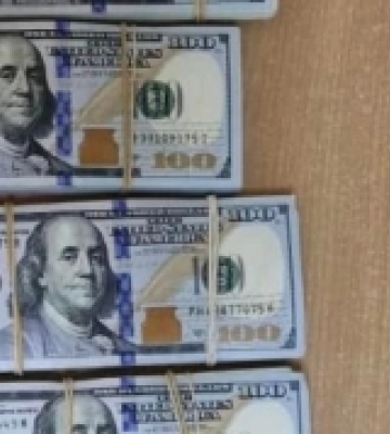 На пункті пропуску «Орлівка» на Одещині у чоловіка вилучили незадекларовані тисячі доларів
