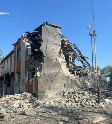 У Торецьку внаслідок обстрілу РФ зруйнована пожежна частина