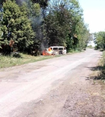 Армія РФ вдарила по селу на Харківщині двома дронами   — деталі