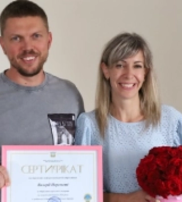 Миколаївській гімнастці Валерії Переметі вручили грошовий сертифікат від міської ради