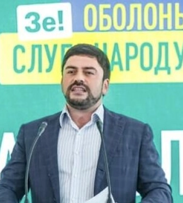 Нардеп від “Слуги народу” Шинкаренко купив кімнату у Києві за 3,4 млн гривень