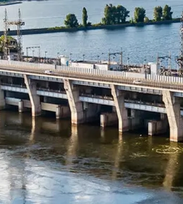 Росія заговорила про руйнування дамби Київської ГЕС та Канівського водосховища: РНБО пояснило, чому