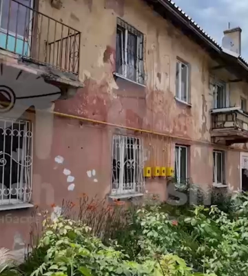 У Маріуполі будівельники закинули зруйнований обстрілами будинок: окупаційна влада ігнорує мешканців