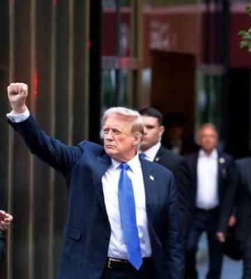 Meta зняла обмеження щодо акаунтів Дональда Трампа у Facebook та Instagram