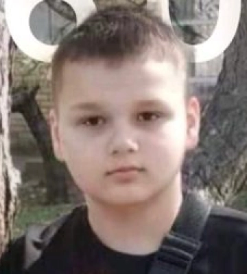Вийшов з дому та не повернувся: у Дніпрі розшукують 13-річного хлопця 