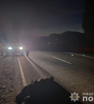 Водій-втікач збив та залишив військовослужбовця помирати на узбіччі: поліцейські Запоріжжя розшукують винуватця ДТП