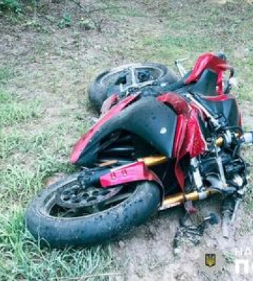 На Полтавщині внаслідок аварії травмувався мотоцикліст