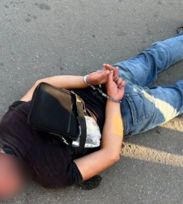 У Полтавській громаді затримали чоловіка за напад на поліцейських