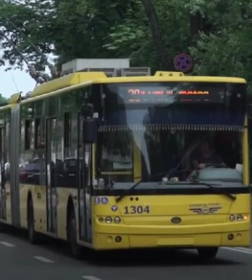 Маршрутки, тролейбуси та метро: чи підвищуватимуть тарифи на проїзд у Києві