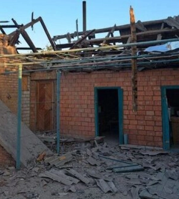 Ніч на Дніпропетровщині: ракетна атака на Дніпровський район та обстріл із &quot;Граду&quot; Нікопольщини. Є пошкодження. ФОТОрепортаж