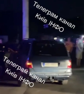 У Києві нетверезий керманич протаранив 7 авто та стовп