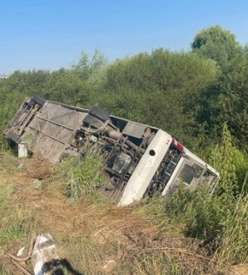 На Тернопільщині перекинувся автобус з паломниками, є травмовані
