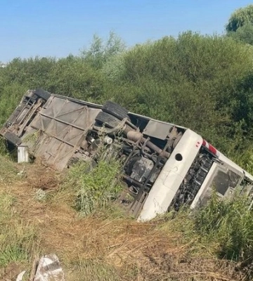 На Тернопільщині перекинувся автобус з паломниками. До медиків звернулися 19 людей