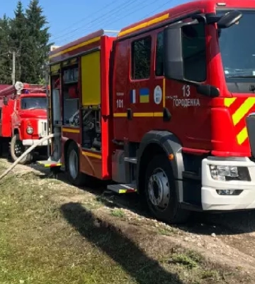 На Прикарпатті рятувальники ліквідували пожежу житлового будинку