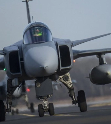Жовква: Україна не відмовлялася від шведських винищувачів Gripen, перемовини тривають