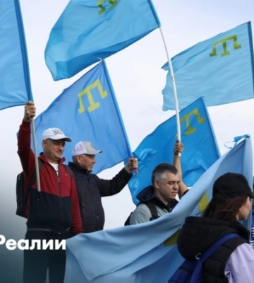Крымскотатарский национальный флаг: символ борьбы и украинского Крыма (видео)