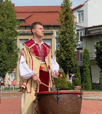 У Надвірній відбувся урочистий захід до Дня Конституції України: фоторепортаж