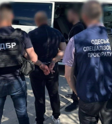 $4500 за переведення з передової в тил: на хабарі взяли військового