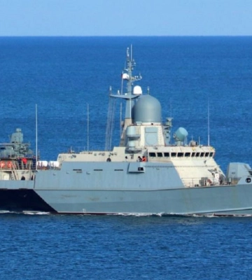 Последний российский корабль покидает Крым: в ВМС Украины раскрыли детали