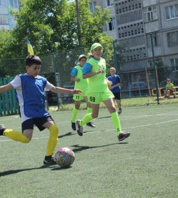 У Луцьку відбулися змагання з футболу «Шкіряний м’яч» серед команд з різних мікрорайонів міста