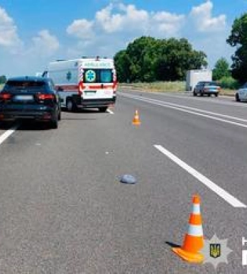 На Київщині внаслідок наїзду легковика 55-річний пішохід загинув на місці ДТП
