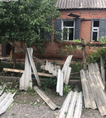 Війська РФ обстріляли Велетенське на Херсонщині, поранена жінка