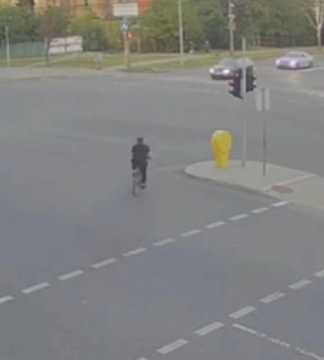У Луцьку камери упіймали велосипедистів-порушників (відео)