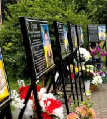 У Млинові освятили меморіальні дошки загиблим воїнам громади