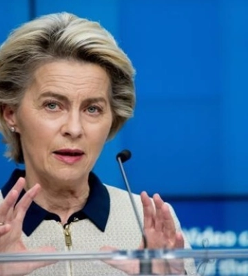 Голова Єврокомісії Урсула фон дер Ляйєн скасувала візит колегії ЄК до Угорщини: чому